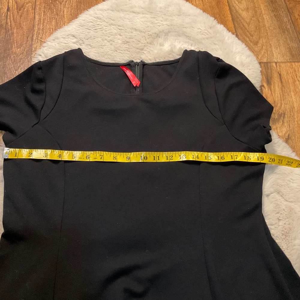 Ruby Ribbon Dress XXL Black A-Line Short Sleeve Ponte Knit Built In Shapewear - Picture 3 of 10